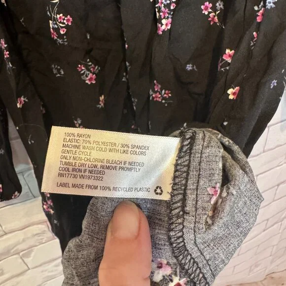 Wild Fable Black Turtle Neck Smocked Floral Long Sleeve Dress Small - Picture 5 of 6